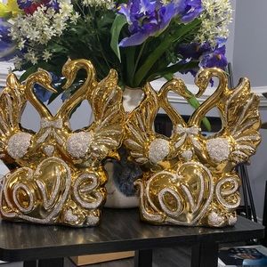 Home decoration or can be used as wedding decor or wedding gift 2pcs